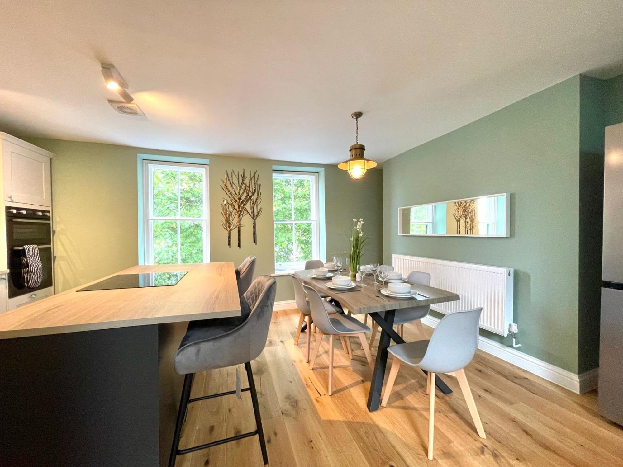 2 Bedroom Apartments Stopoverz Bristol Luaran gambar