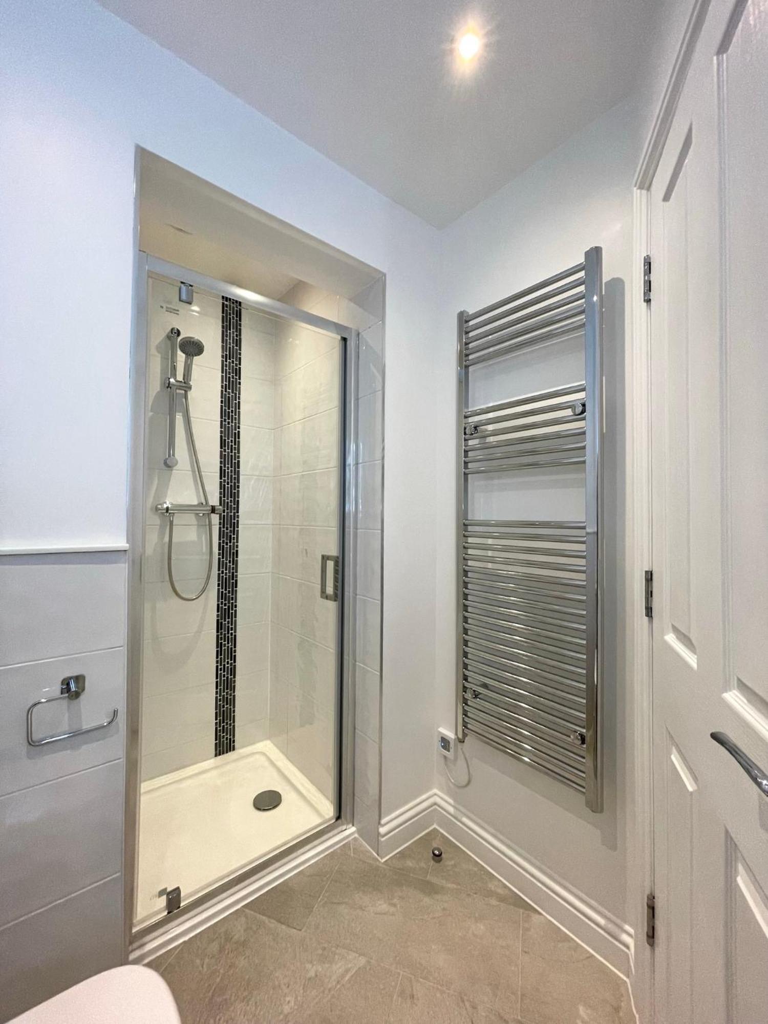 2 Bedroom Apartments Stopoverz Bristol Luaran gambar