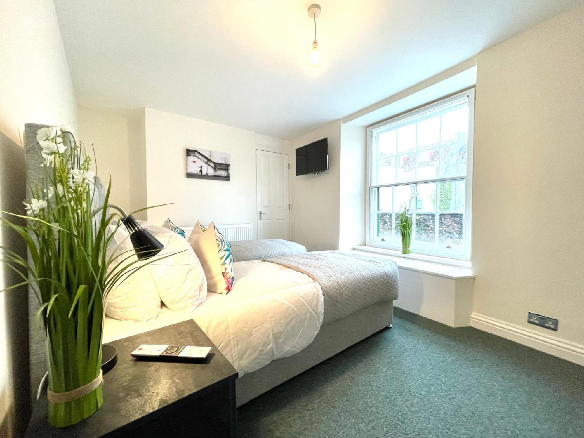 2 Bedroom Apartments Stopoverz Bristol Luaran gambar