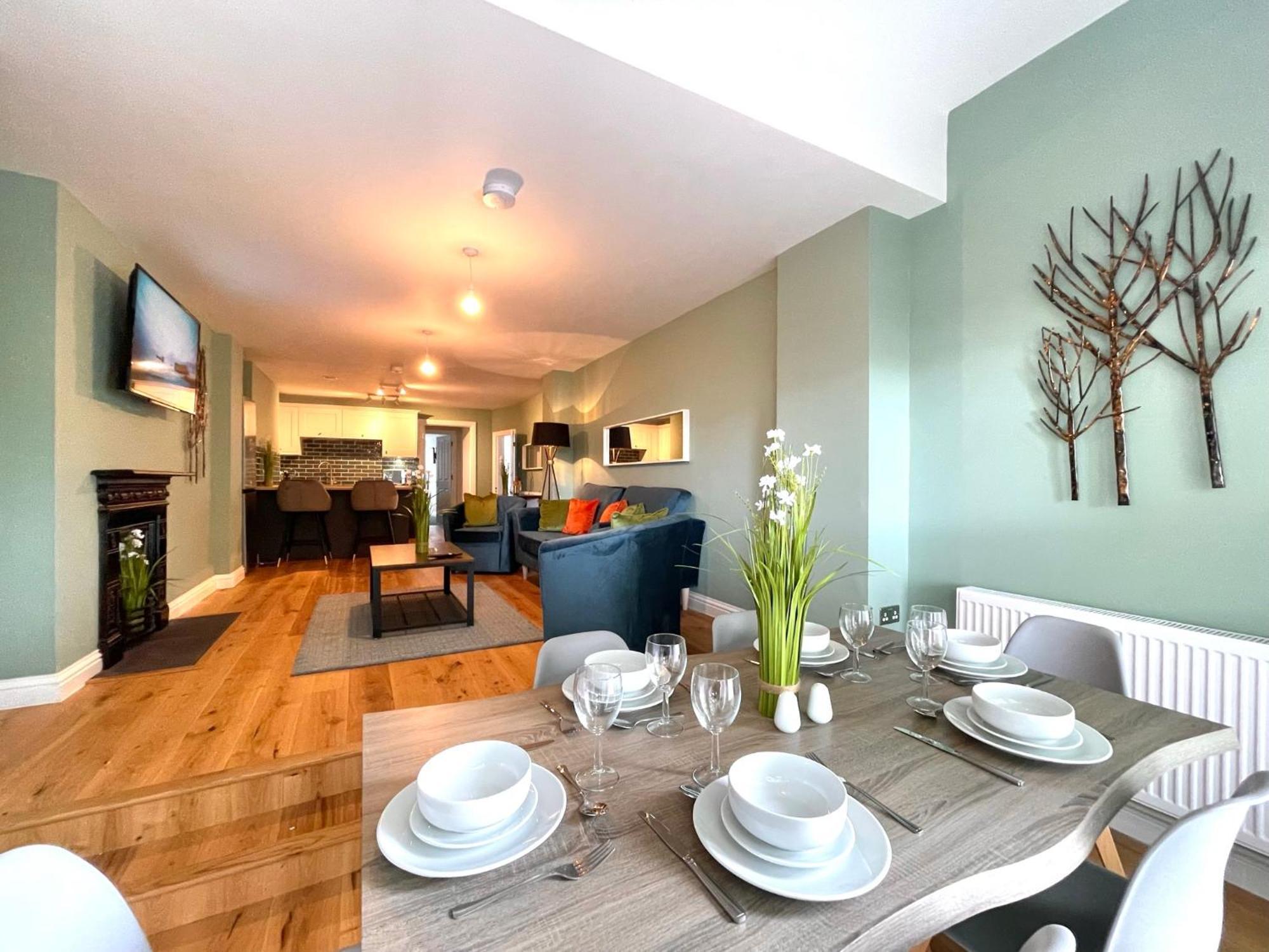 2 Bedroom Apartments Stopoverz Bristol Luaran gambar
