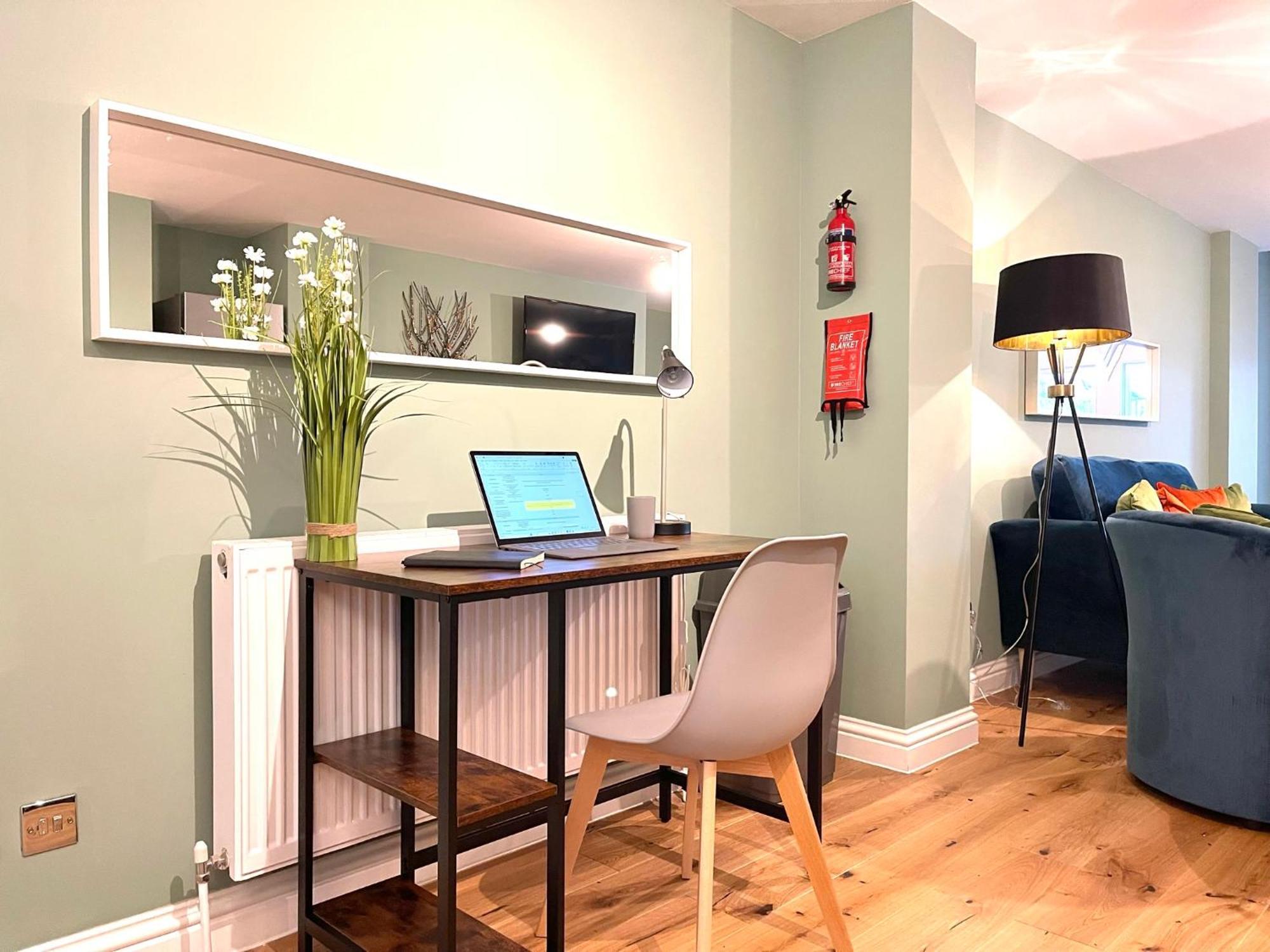 2 Bedroom Apartments Stopoverz Bristol Luaran gambar