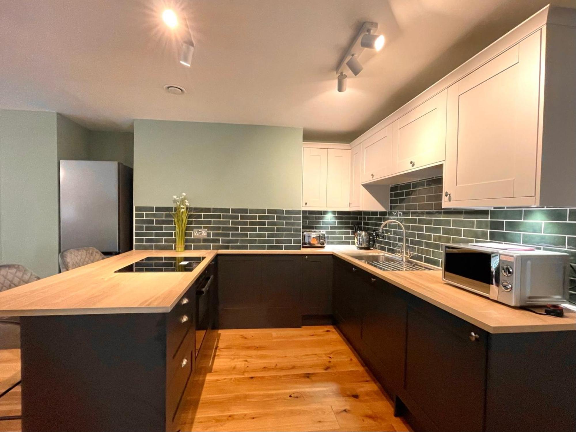 2 Bedroom Apartments Stopoverz Bristol Luaran gambar