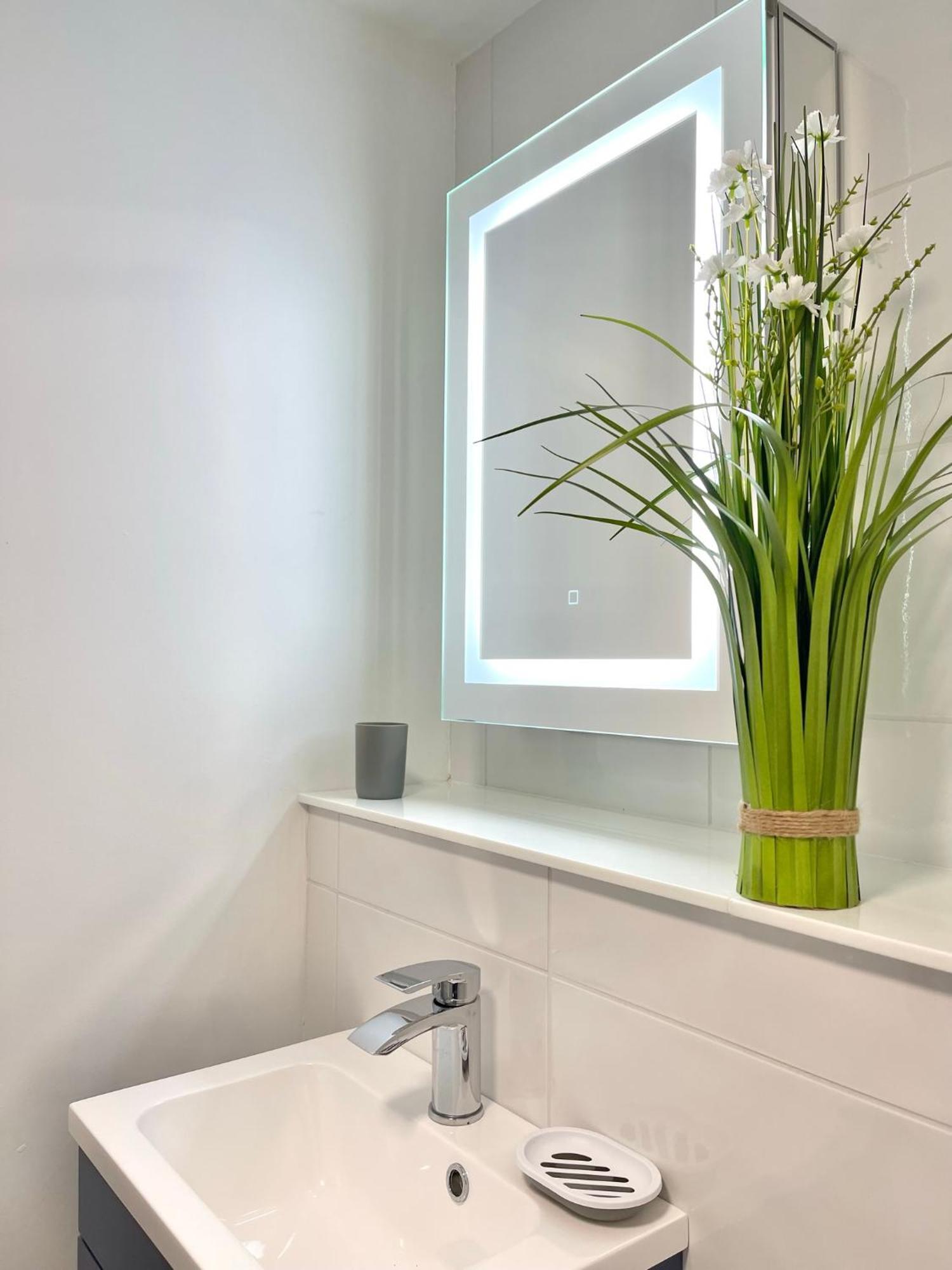 2 Bedroom Apartments Stopoverz Bristol Luaran gambar